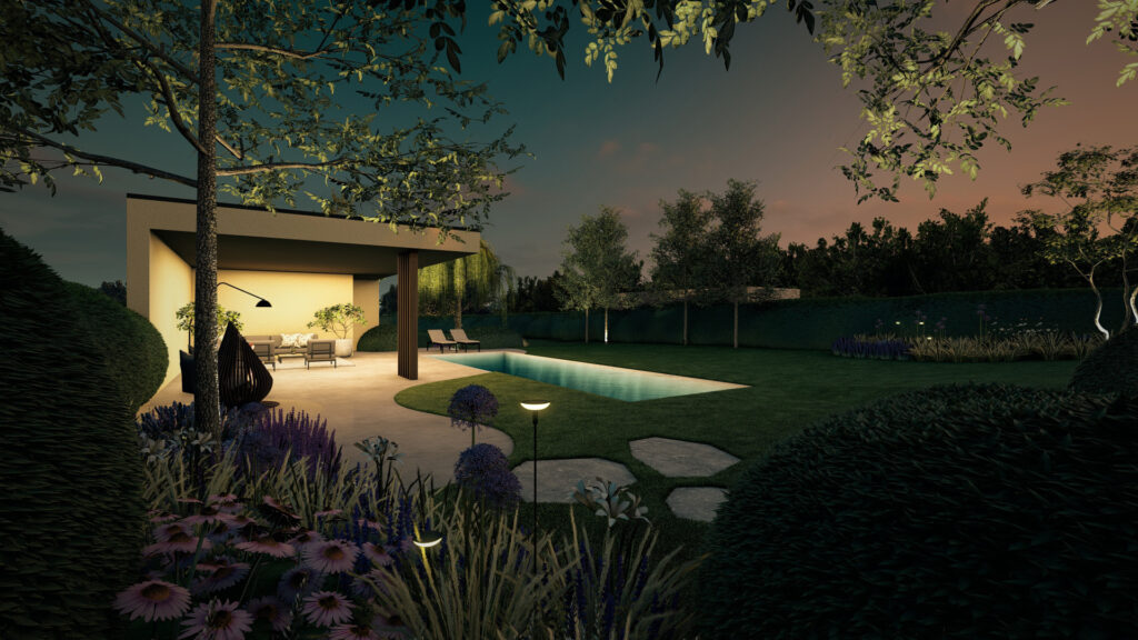 Een sfeervolle avondrender (night shot) van de achtertuin. Het verlichte zwembad en het moderne poolhouse met overkapping vormen het middelpunt, omgeven door sfeerverlichting en staptegels in het gazon.