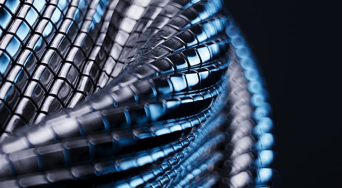 Een abstracte, macro 3D-render van een complexe, geweven blauwe metallic structuur met een sterke scherptediepte, wat de brede materiaal- en plugin-compatibiliteit van Chaos Corona benadrukt.