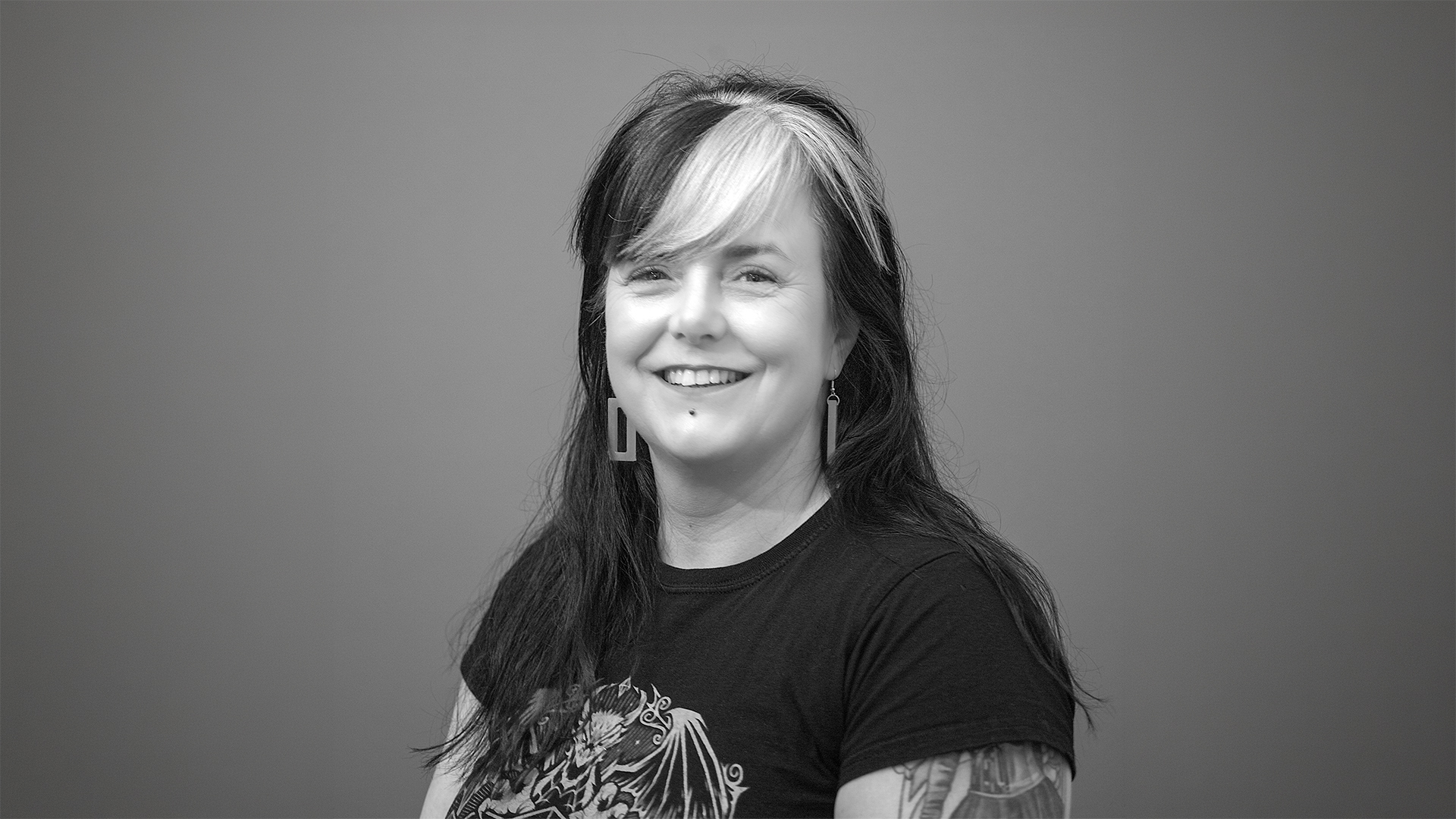 Portret van Marinka, medewerker Marketing & Communicatie.